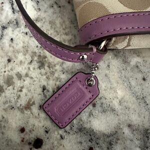 Coach small shoulder bag.